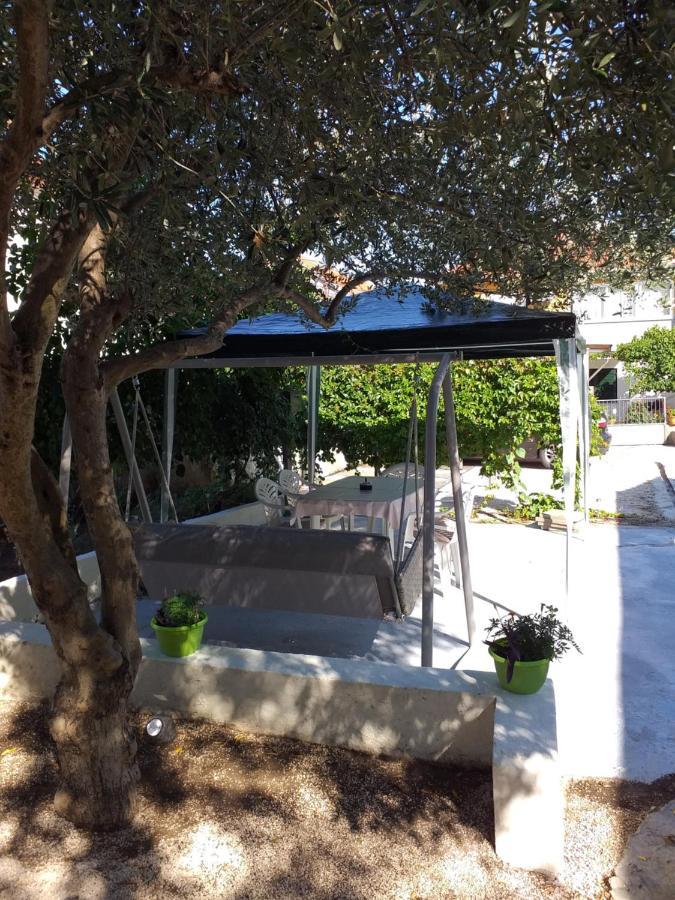Apartments Jelicic Biograd Na Moru Eksteriør billede