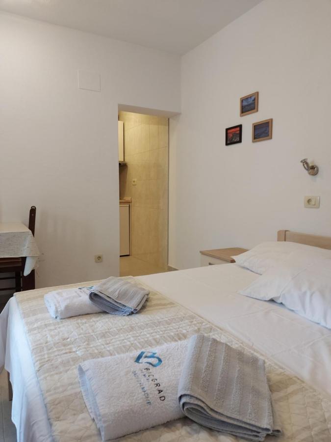 Apartments Jelicic Biograd Na Moru Eksteriør billede