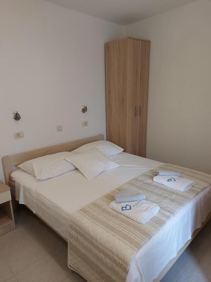 Apartments Jelicic Biograd Na Moru Eksteriør billede