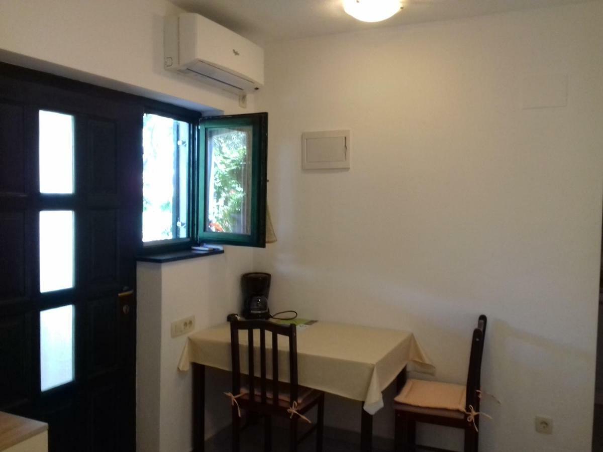 Apartments Jelicic Biograd Na Moru Eksteriør billede