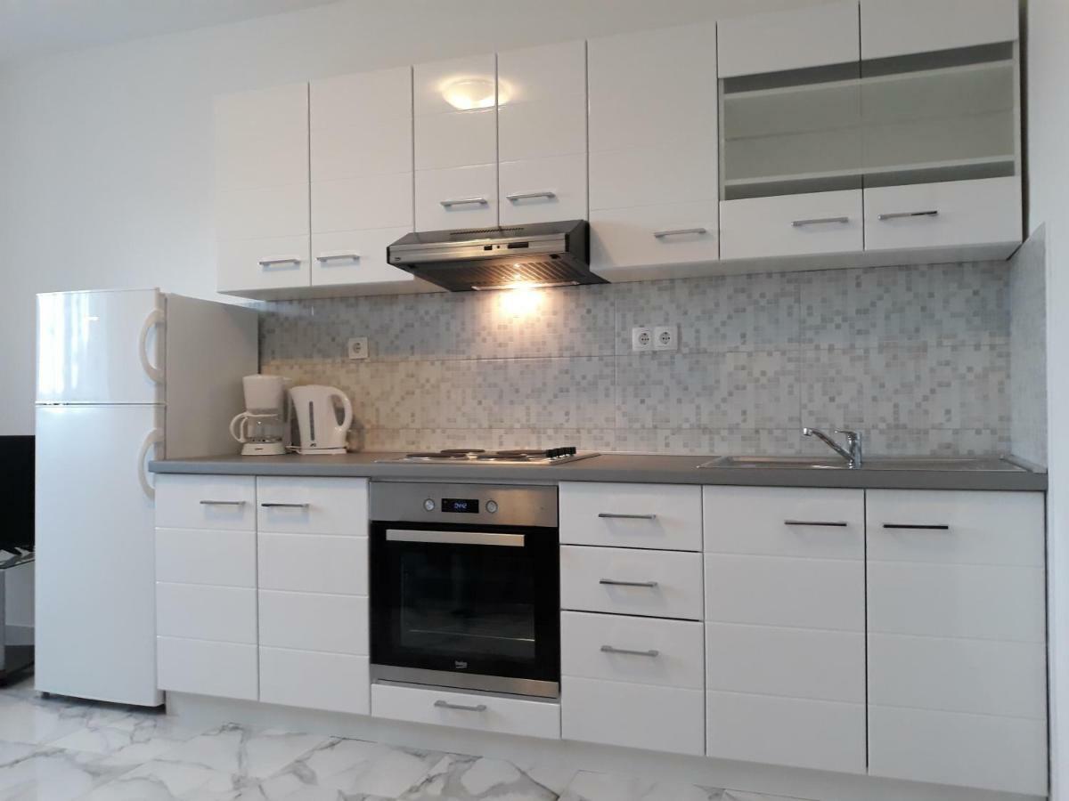 Apartments Jelicic Biograd Na Moru Eksteriør billede
