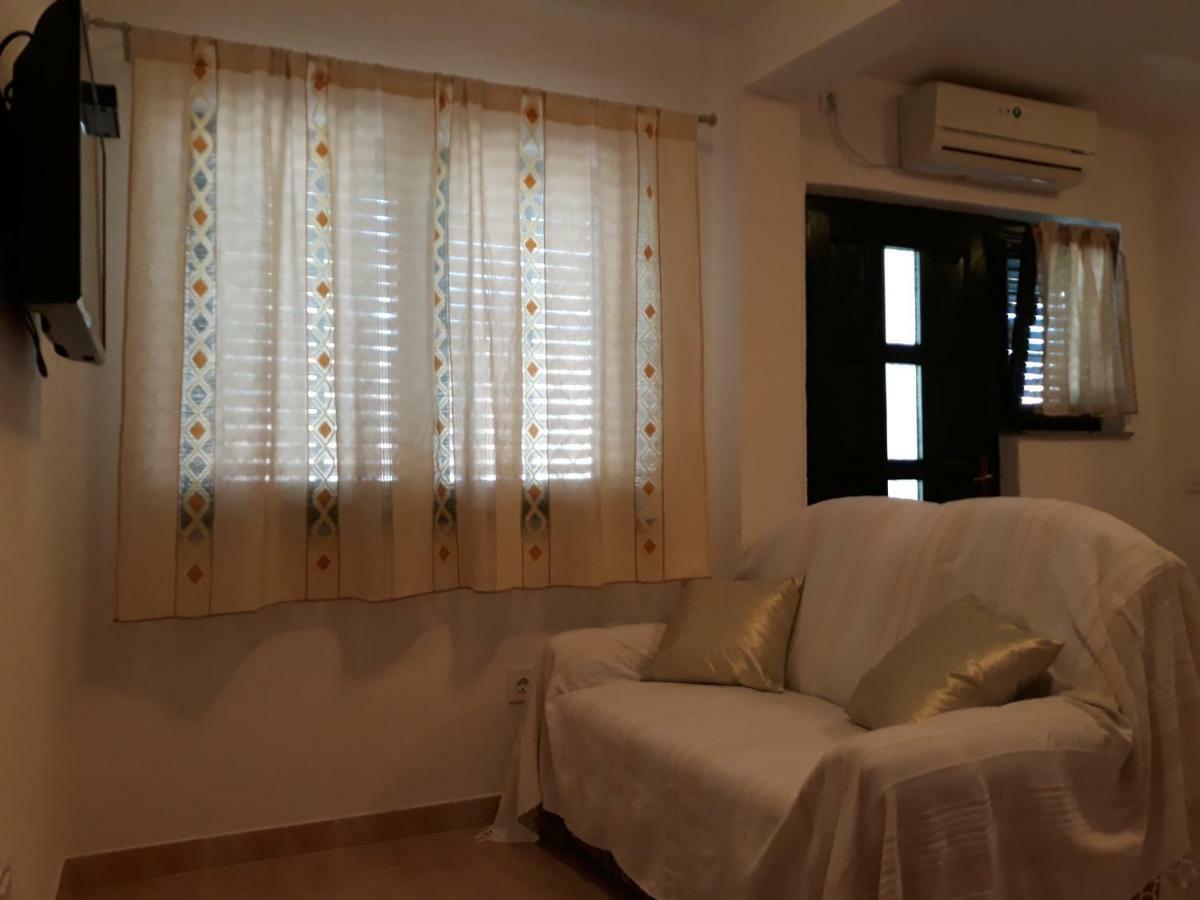 Apartments Jelicic Biograd Na Moru Eksteriør billede